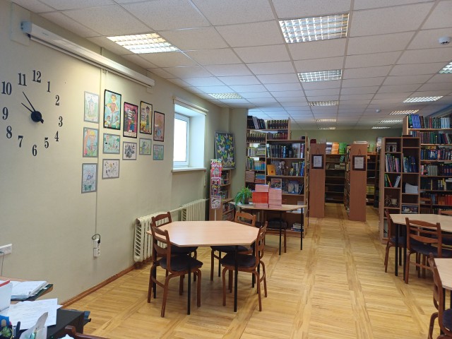 Rēz2.vsk.bibliotēkas telpa